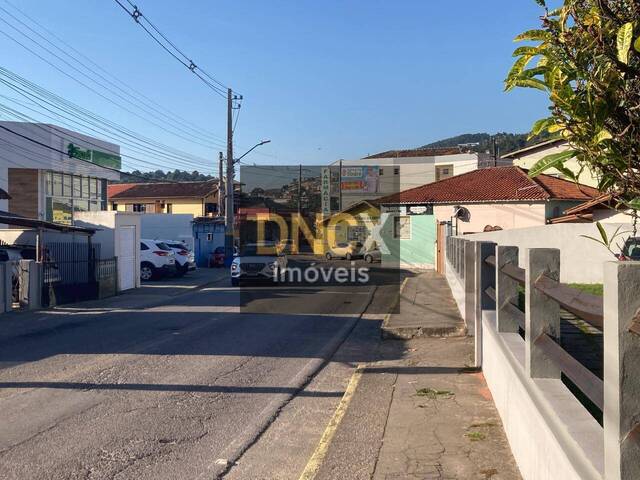 #1351 - Casa para Venda em Governador Celso Ramos - SC